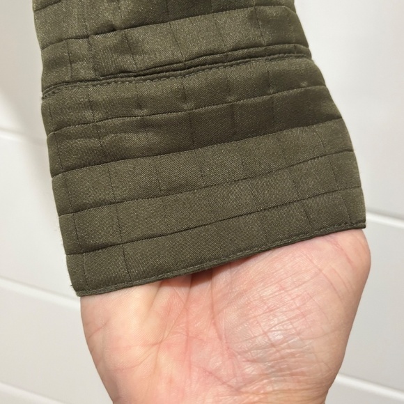 Vintage Harve Benard green quilted button up jacket est. size small - Picture 7 of 16